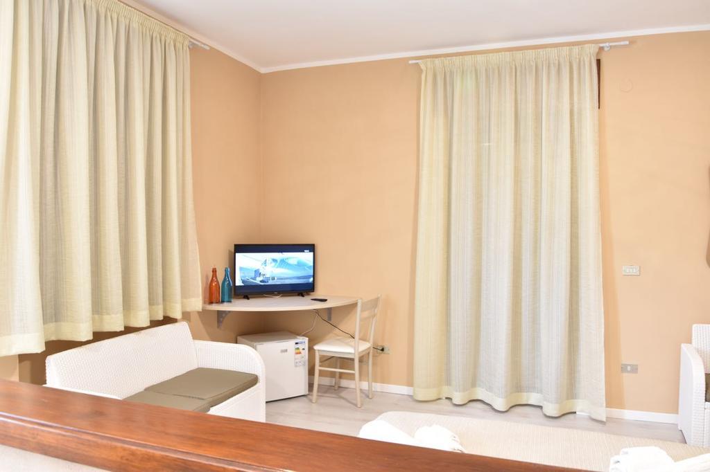 Hotel Ariadimari Valledoria Kültér fotó