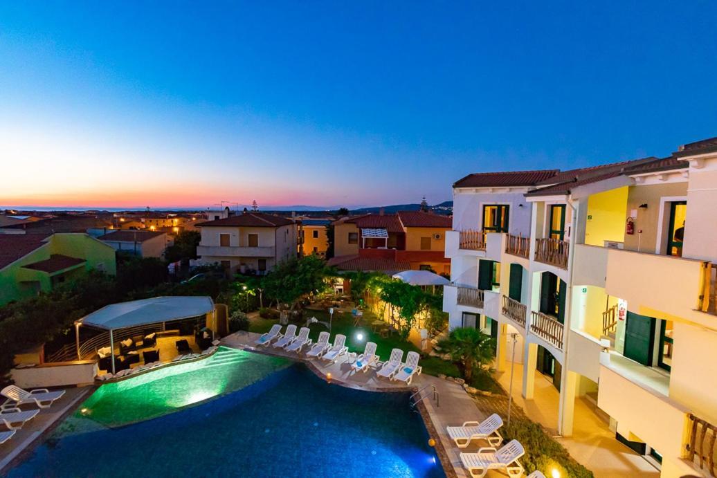 Hotel Ariadimari Valledoria Kültér fotó